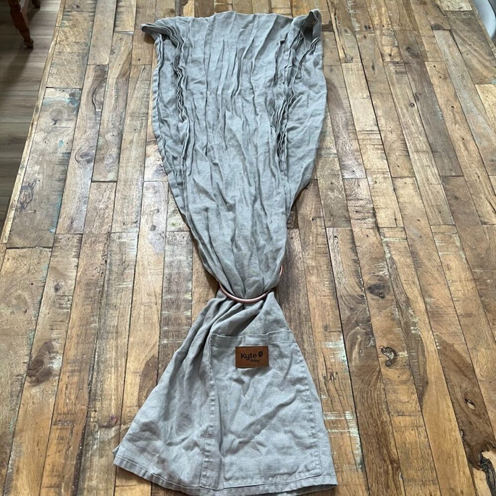Kyte Baby Gray Linen O Rose Gold Ring Sling Carrier 8-35 lbs